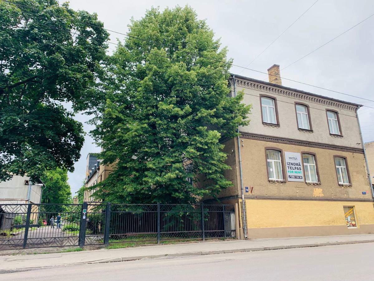 Dandelion Apartments Matisa Рига Экстерьер фото